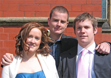 {short description of image}